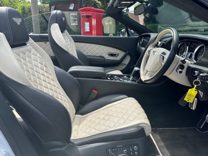 2025 Bentley Continental