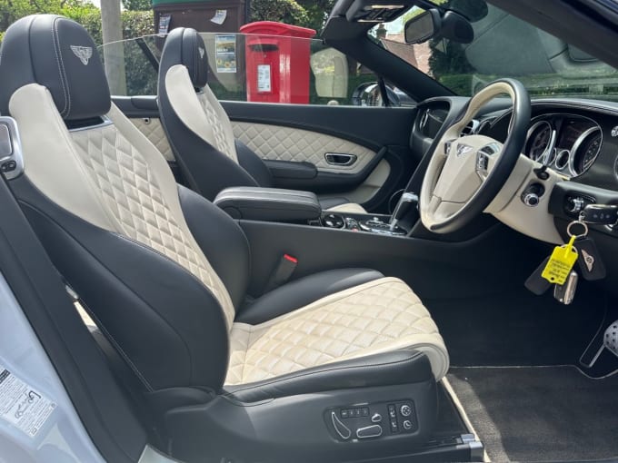 2025 Bentley Continental