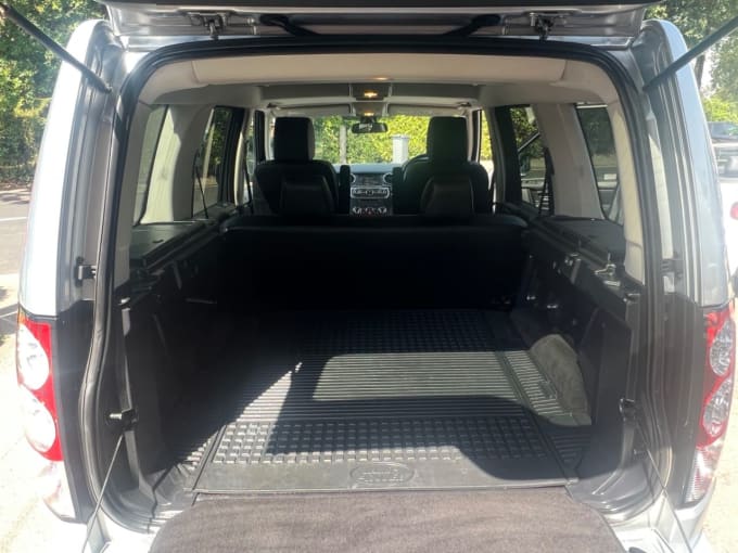 2025 Land Rover Discovery 4