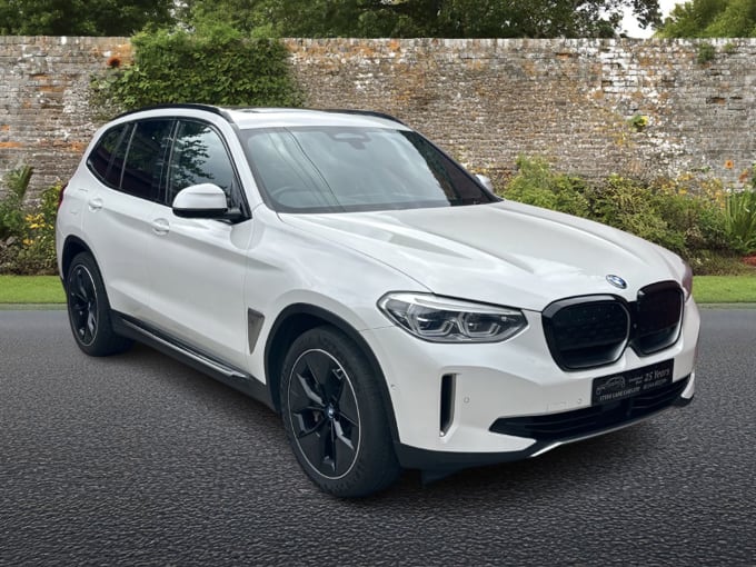 2025 BMW Ix3