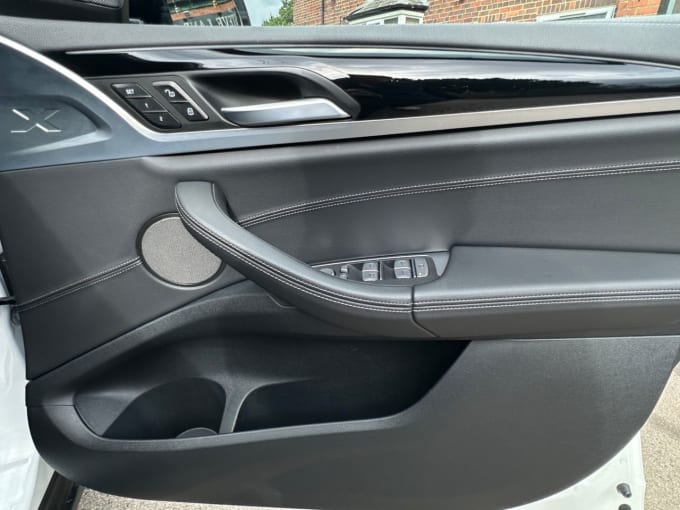 2025 BMW Ix3