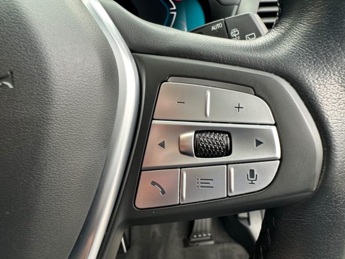 2025 BMW Ix3