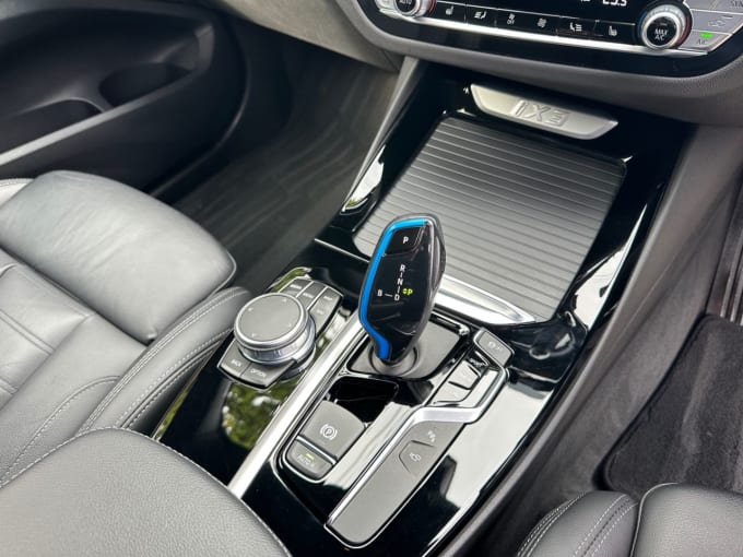 2025 BMW Ix3