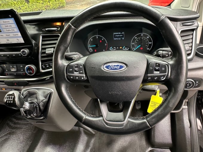 2025 Ford Transit Custom