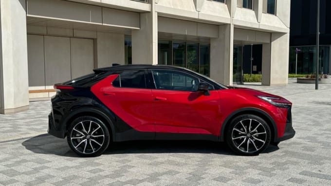 2023 Toyota C-hr