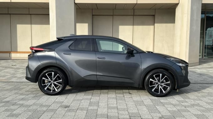 2023 Toyota C-hr