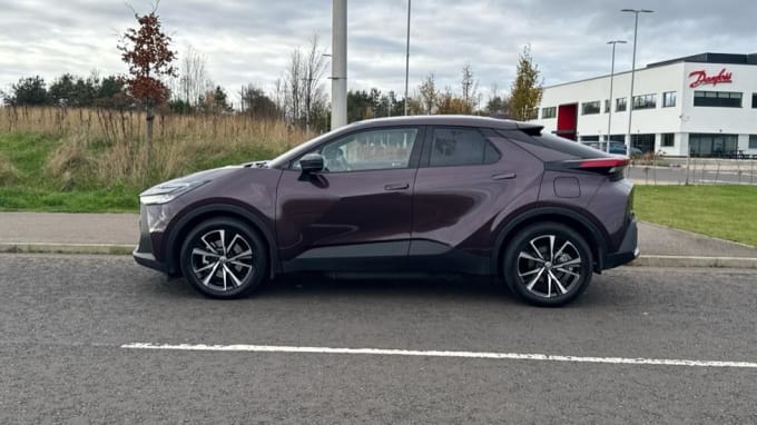 2024 Toyota C-hr