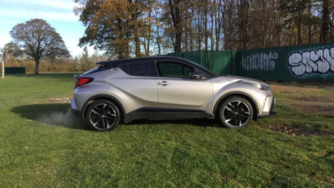 2021 Toyota C-hr