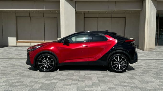 2023 Toyota C-hr