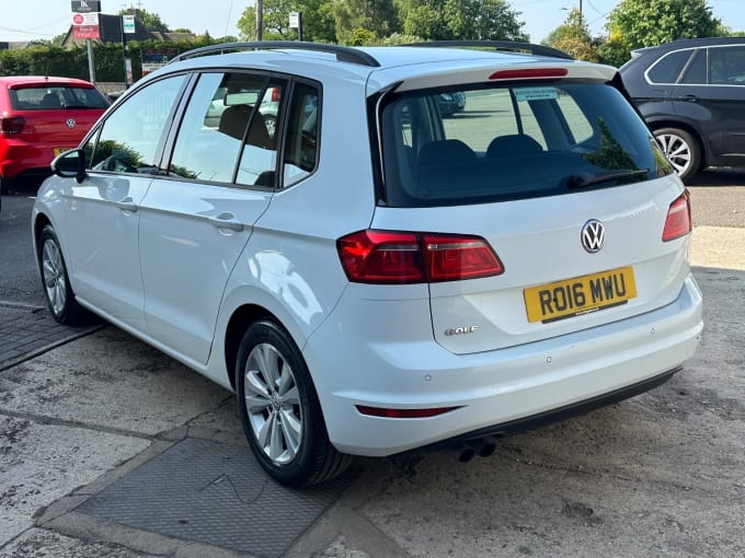 2016 Volkswagen Golf Sv