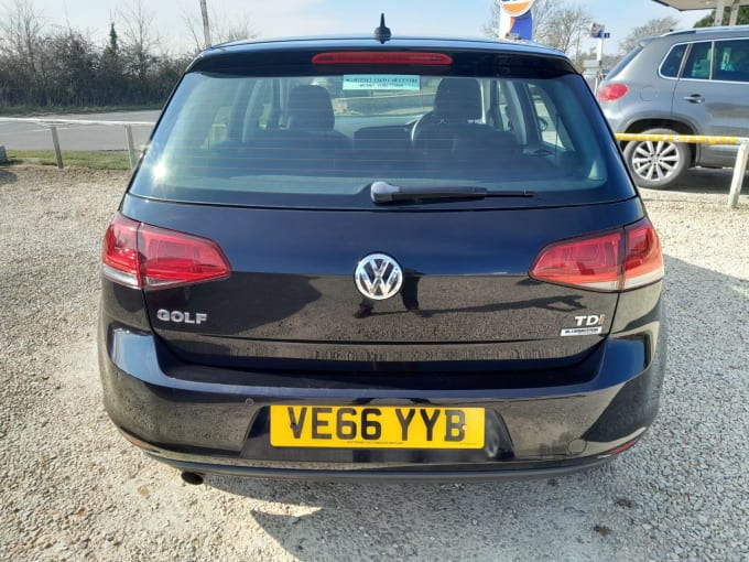 2016 Volkswagen Golf