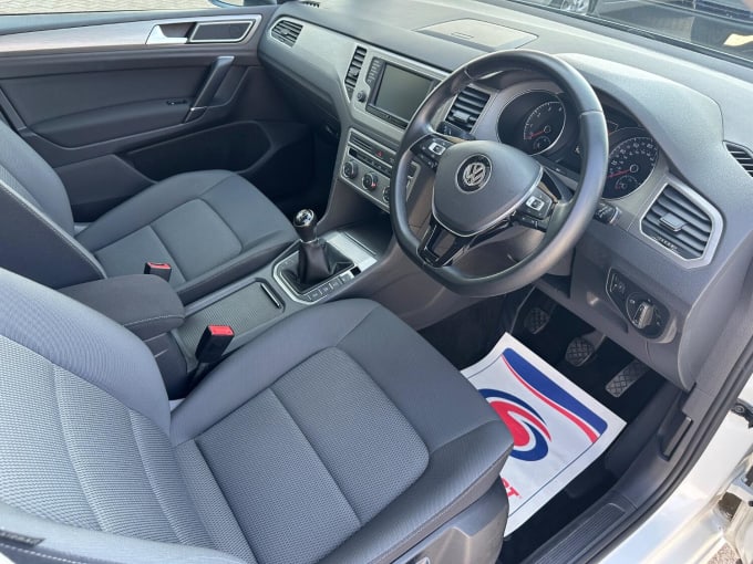 2016 Volkswagen Golf Sv
