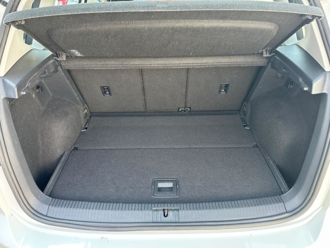 2016 Volkswagen Golf Sv