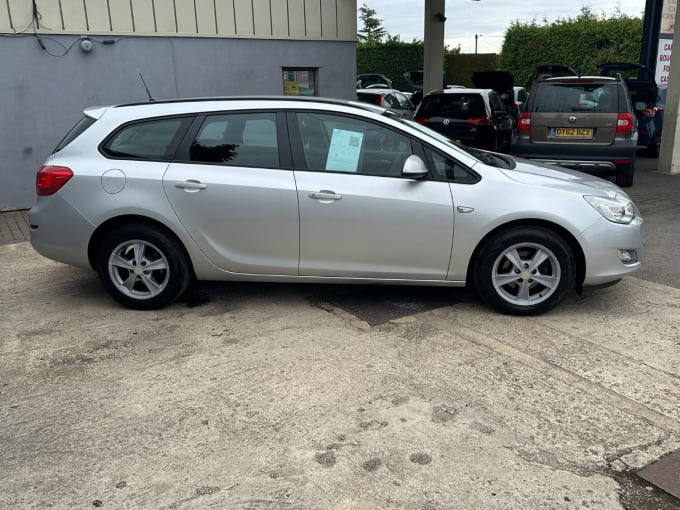 2012 Vauxhall Astra