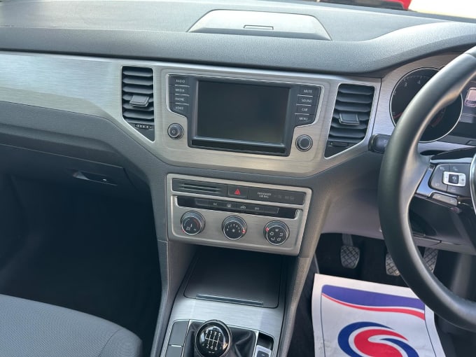 2016 Volkswagen Golf Sv