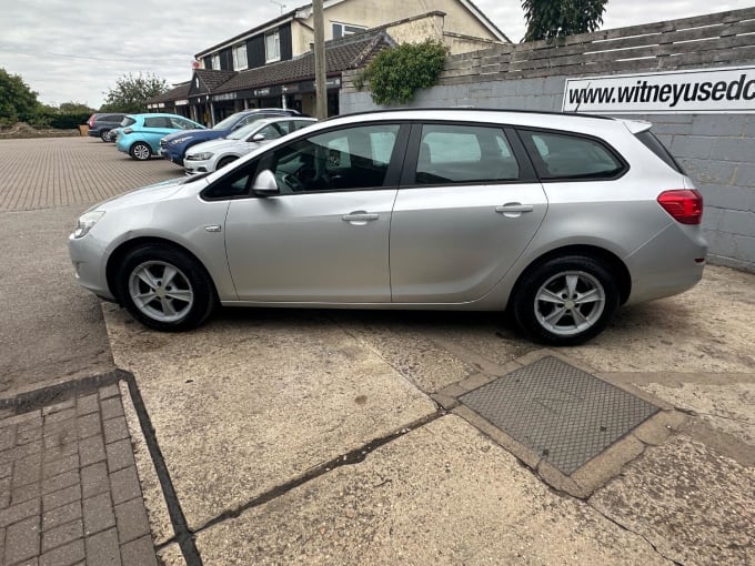 2012 Vauxhall Astra