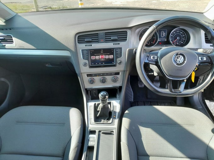 2016 Volkswagen Golf