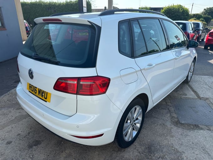 2016 Volkswagen Golf Sv