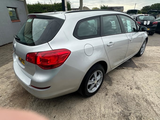 2012 Vauxhall Astra