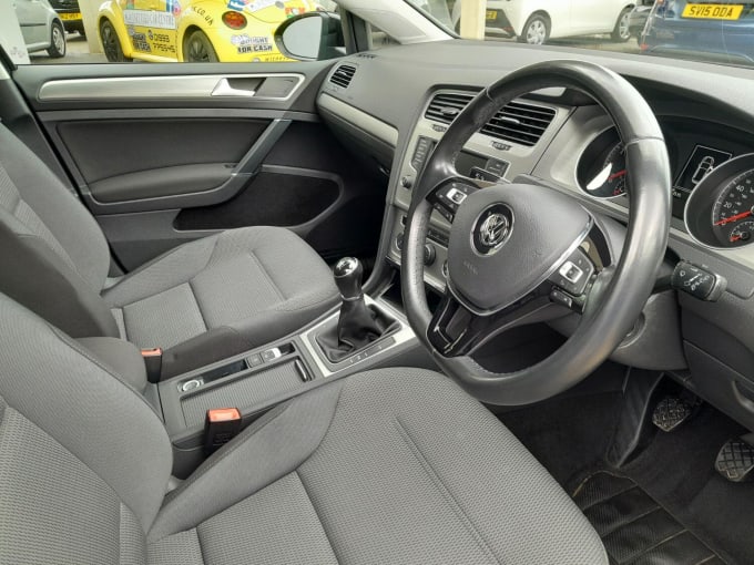 2016 Volkswagen Golf