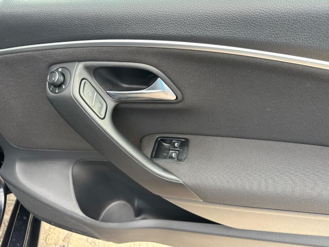 2016 Volkswagen Polo