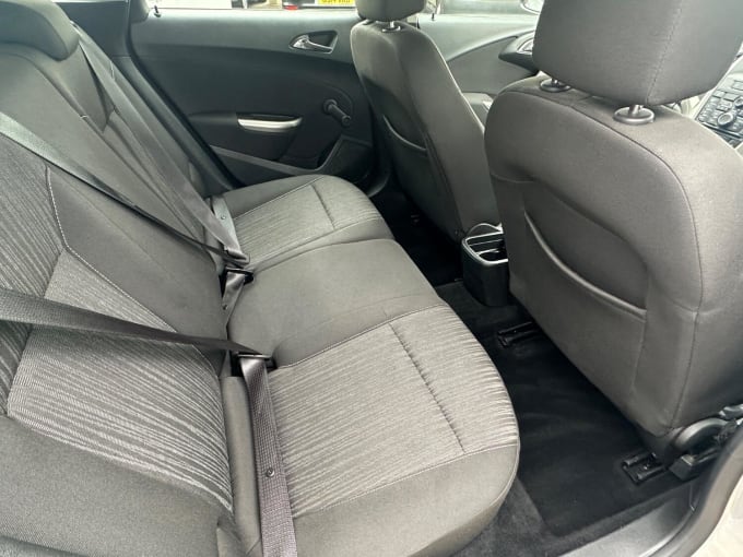 2012 Vauxhall Astra