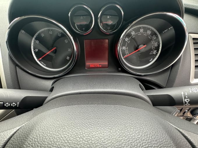 2012 Vauxhall Astra