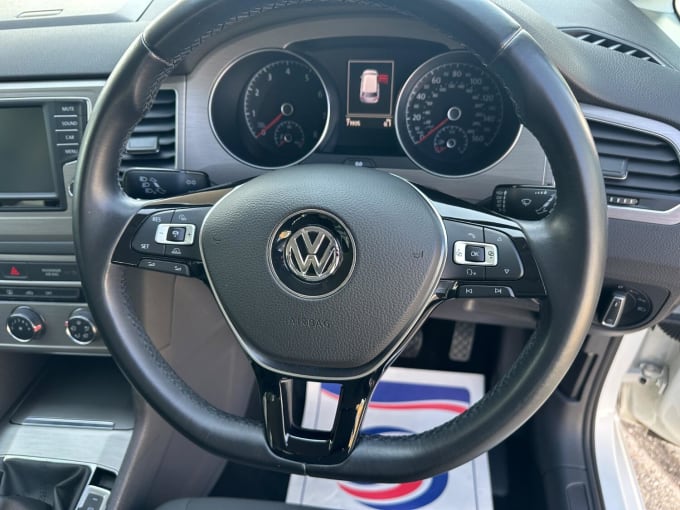 2016 Volkswagen Golf Sv