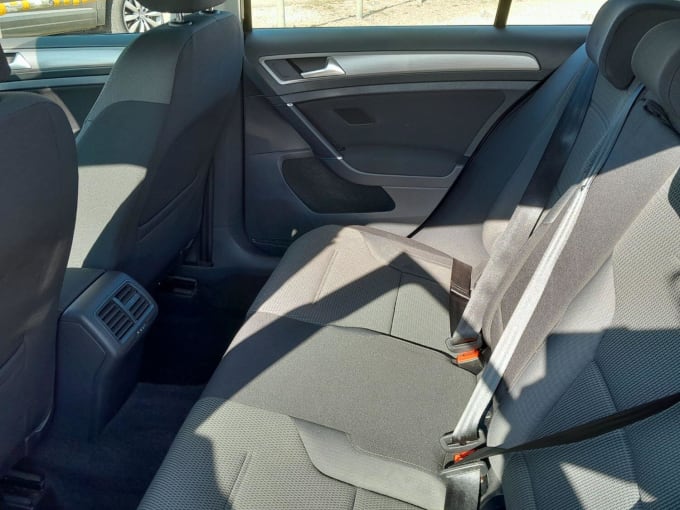 2016 Volkswagen Golf