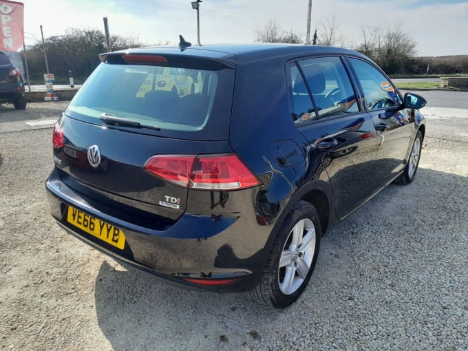 2016 Volkswagen Golf