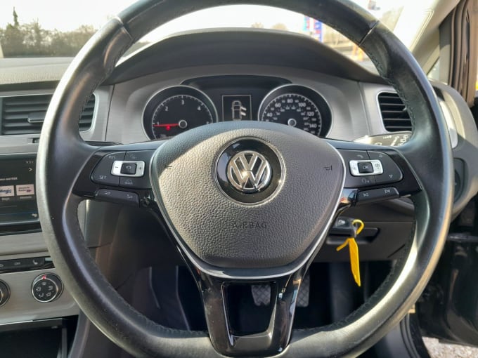 2016 Volkswagen Golf