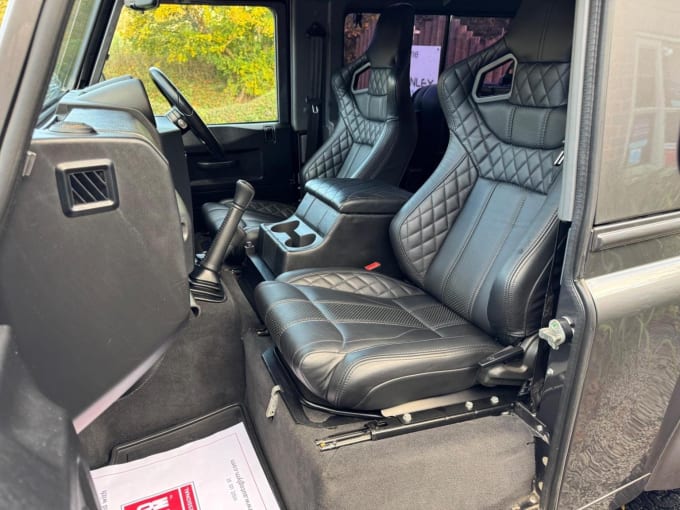 2014 Land Rover Defender 90