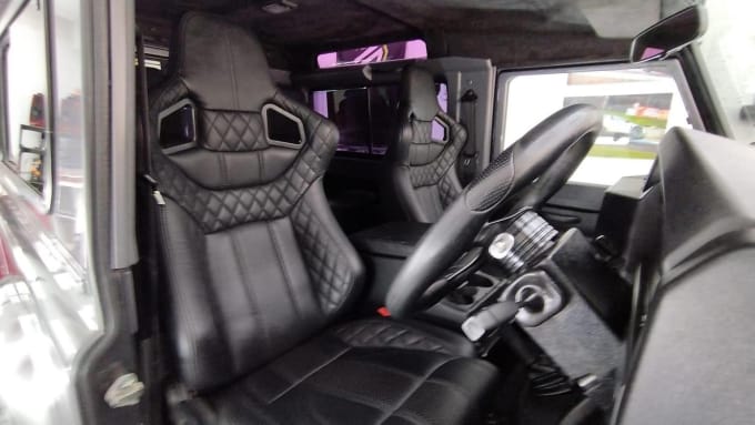2014 Land Rover Defender 90