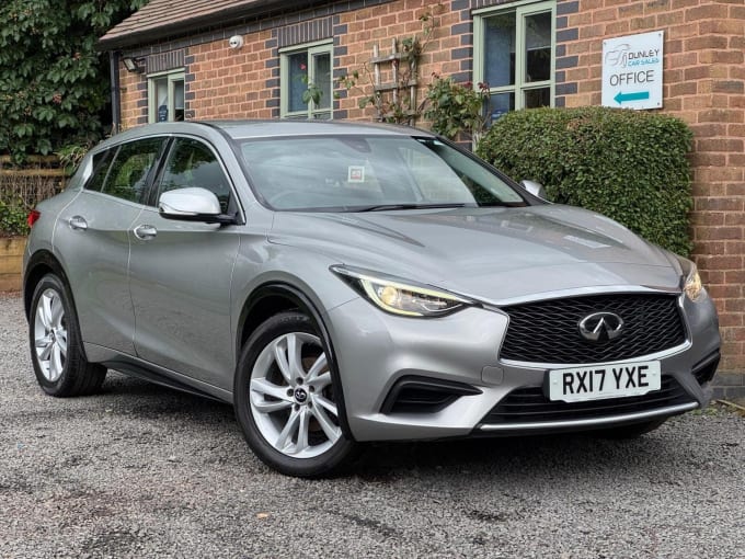 2017 Infiniti Q30