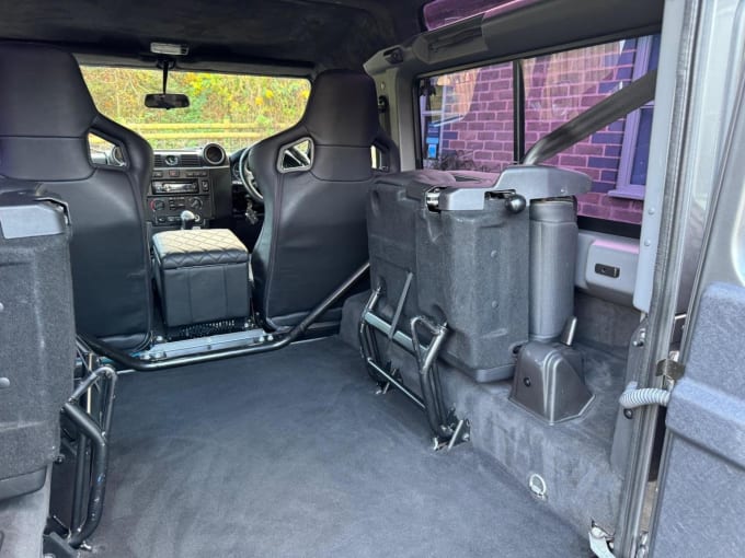 2014 Land Rover Defender 90