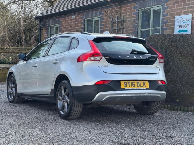 2016 Volvo V40 Cross Country