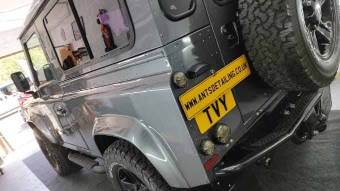 2014 Land Rover Defender 90