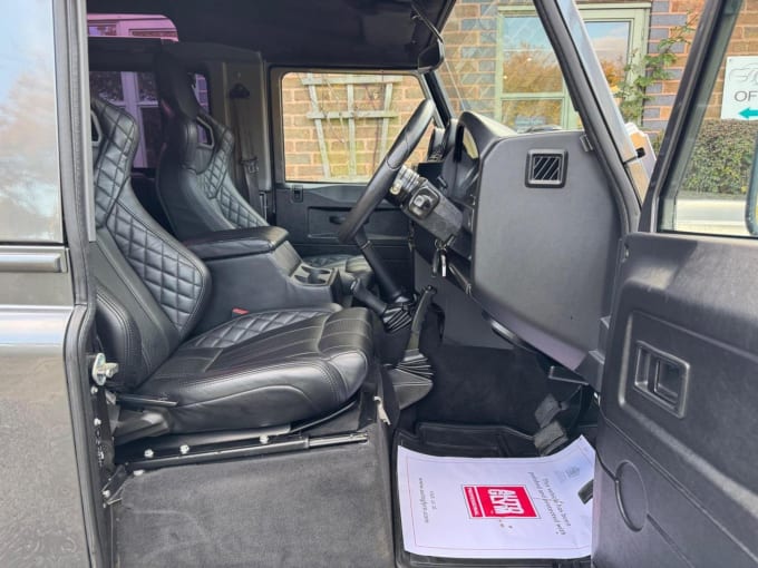 2014 Land Rover Defender 90