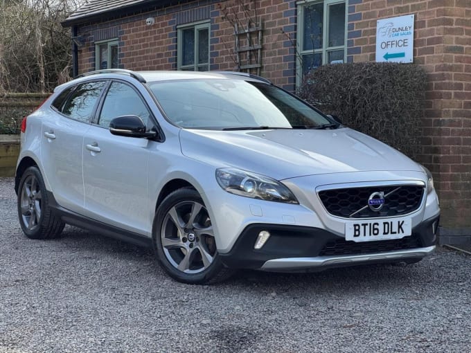 2016 Volvo V40 Cross Country