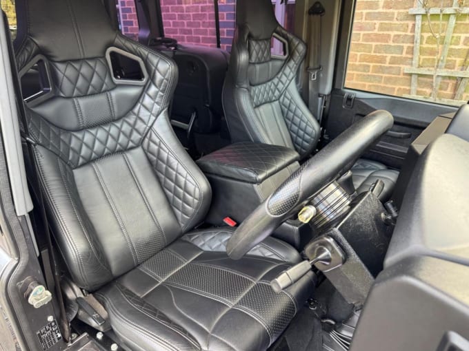 2014 Land Rover Defender 90