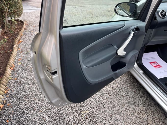 2010 Ford Ka