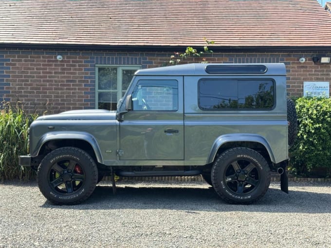 2014 Land Rover Defender 90