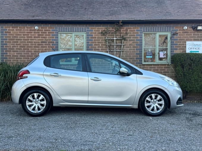 2016 Peugeot 208