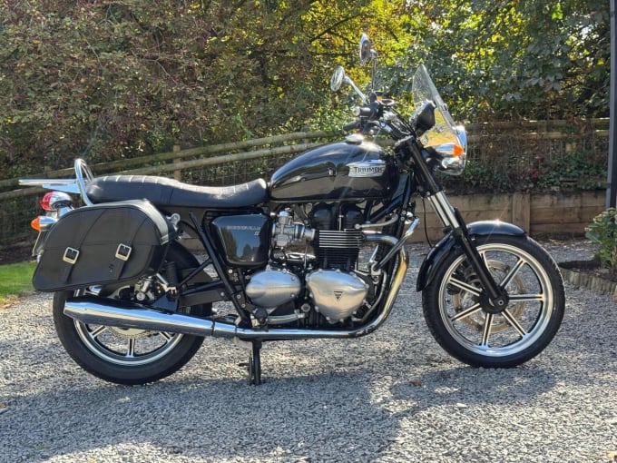 2011 Triumph Bonneville 865