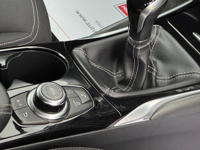 2017 Infiniti Q30