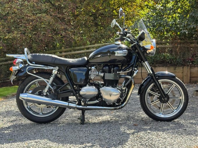 2011 Triumph Bonneville 865