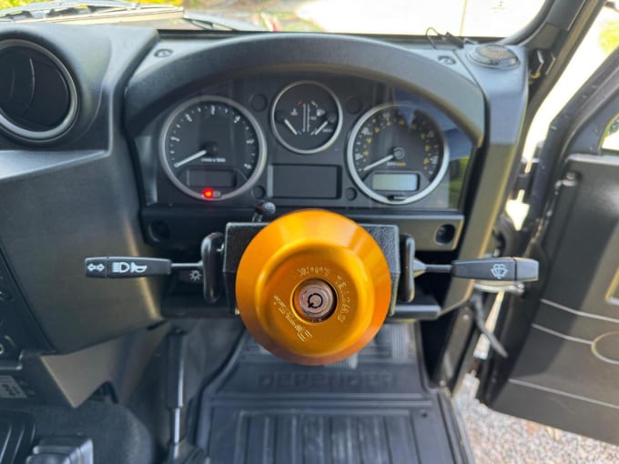 2014 Land Rover Defender 90