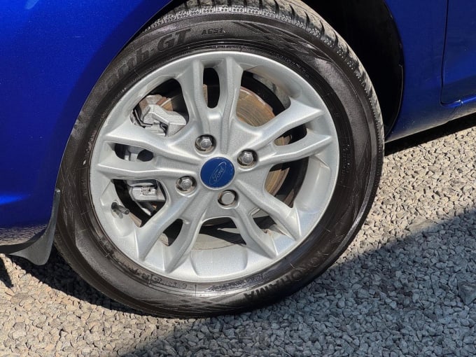 2015 Ford Fiesta