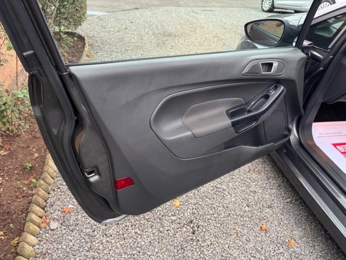2015 Ford Fiesta