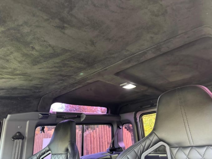 2014 Land Rover Defender 90